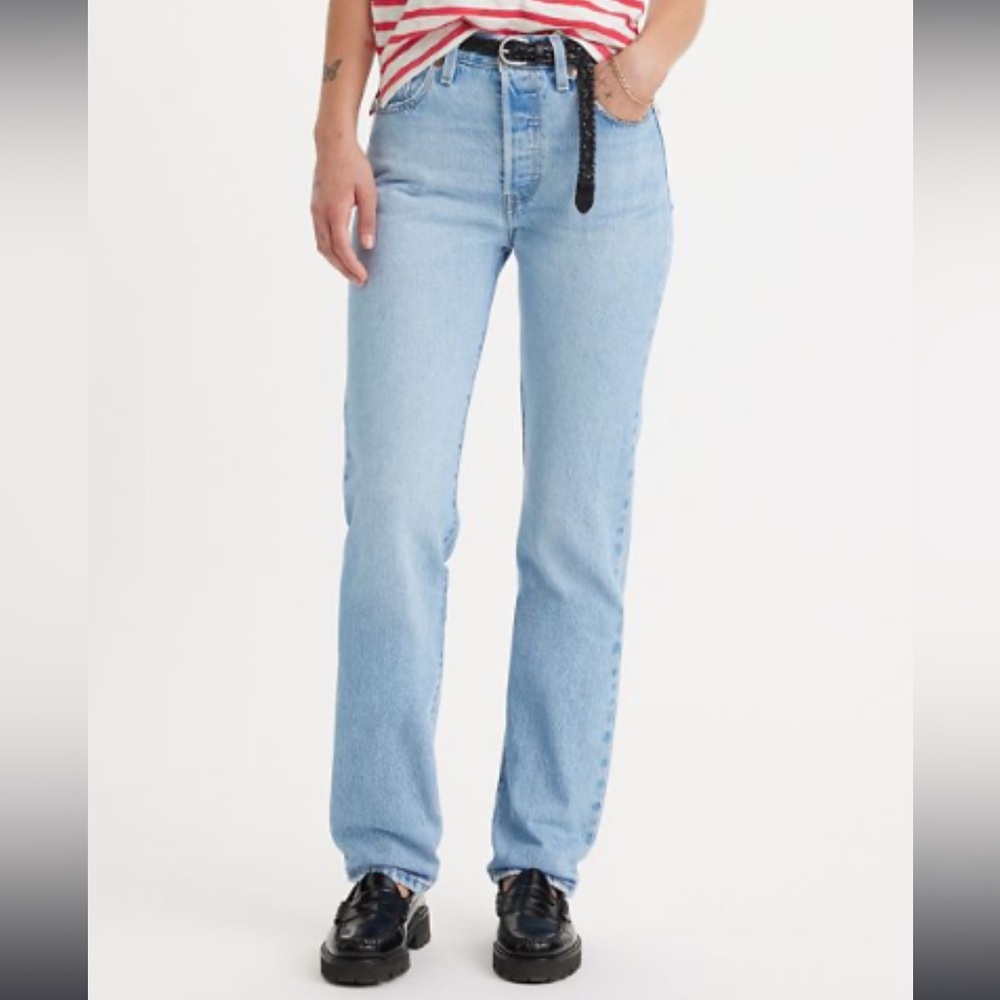 Levi’s Original Fit 501s Jeans size W26 L30 Light Wash